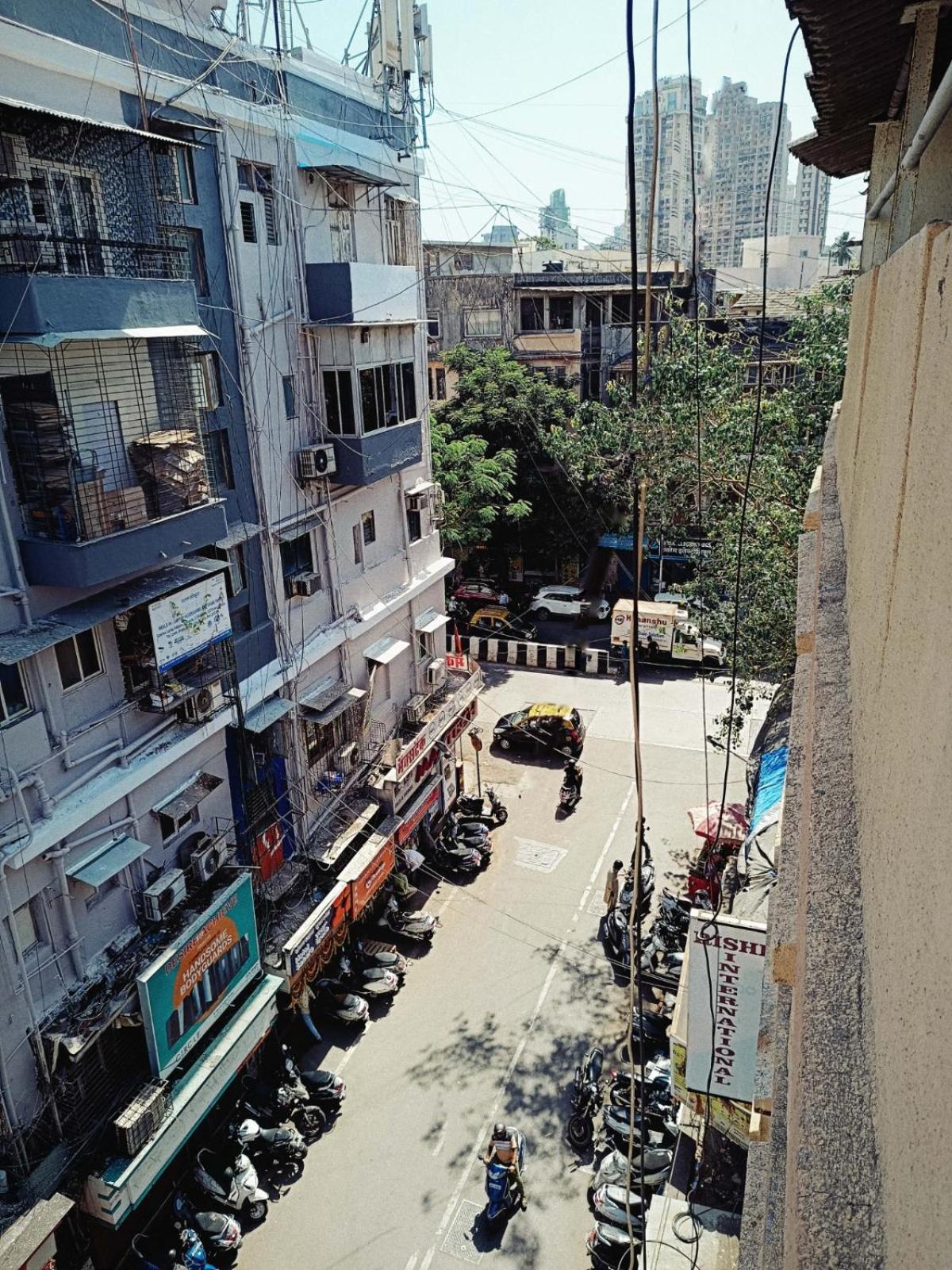 Rk Hotel-Near Grant Road Railway Station 뭄바이 외부 사진